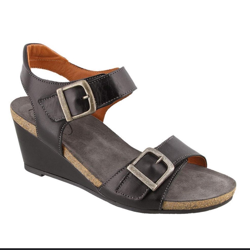 Taos‎ Women's Black Wedge Sandals